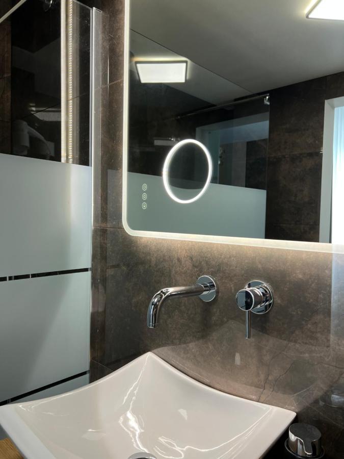 Residenza N&D Luxury Apartment Бари Екстериор снимка